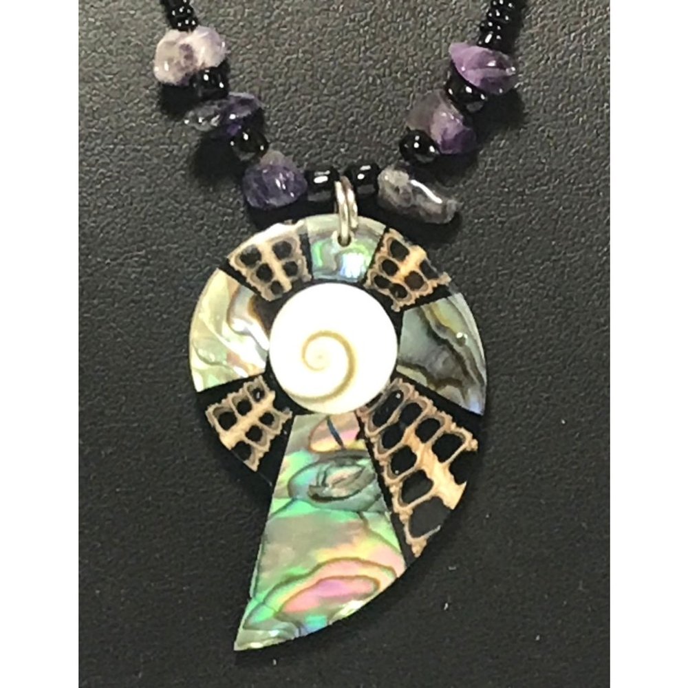 Handmade Abalone & Fossil Inlay Pendant Necklace Amethyst Chips and Black Beads